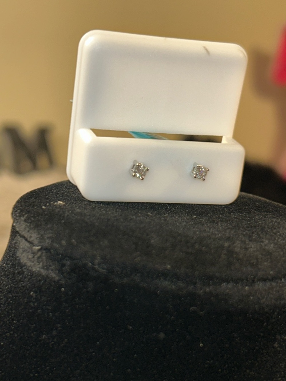 Moissanite Stud Earrings - Sterling 925 Silver